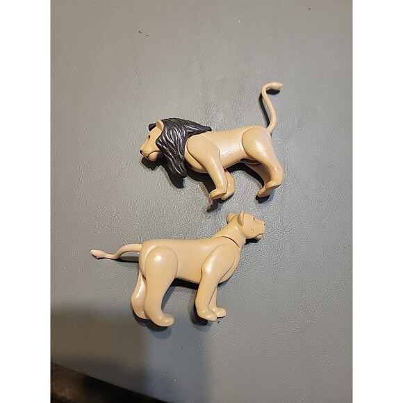 Playmobil Wiltopia Lion Zoo Safari Circus Animal Figure Replacement King - Picture 2 of 11